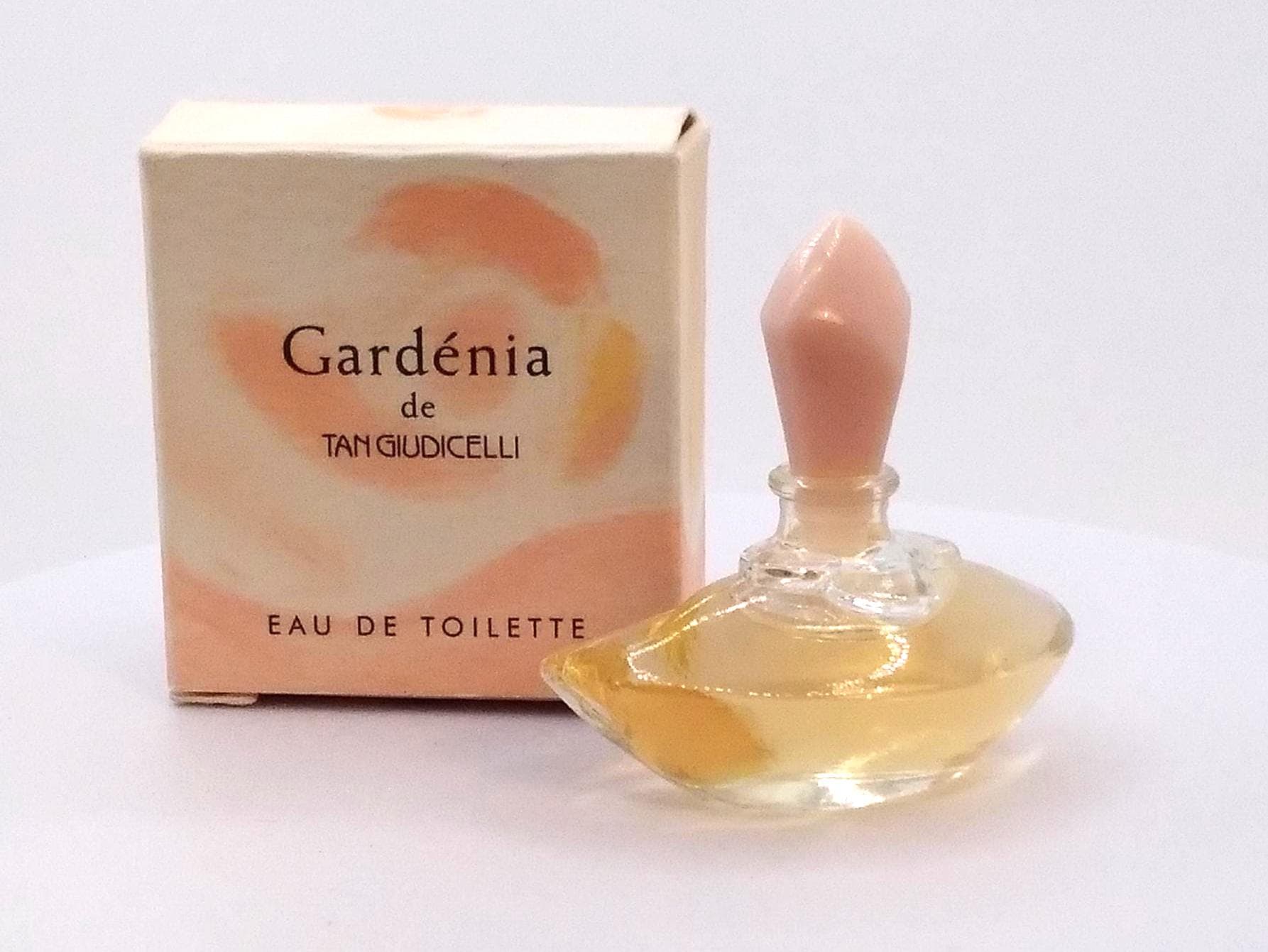 Tan Giudicelli - Etsy