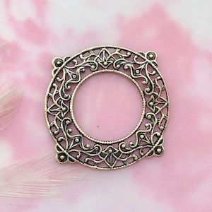 ANTIQUE BRASS (3 Pieces) Frame Setting Round Delicate Filigree Stampings ~ Jewelry Findings (E-092)