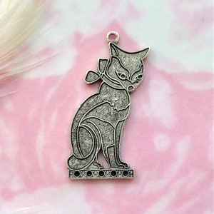 Rare ANTIQUE SILVER (3 Pieces) Kitten Vintage Cat Pendants Stamping ~ Jewelry Ornament Findings (E-314)
