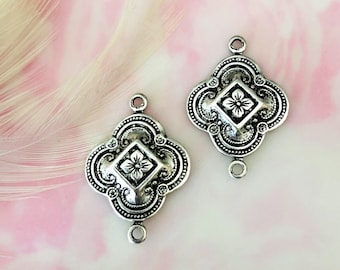 ANTIQUE SILVER (4 Pieces) Connector Arabesque Gothic Quatrefoil Clover Stampings - Jewelry Ornament Findings (CB-3084)