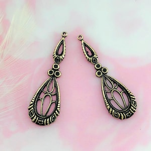 ANTIQUED BRASS (1 Pair) Delicate Art Deco Drop Teardrop Filigree Stamping ~ Jewelry Ornament Earring Findings ~ Brass Stamping (BB-021)