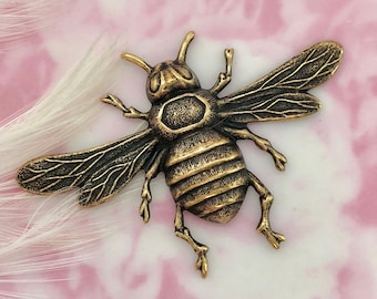 ANTIQUE BRASS Large Bee Stamping (1 Piece) ~ Jewelry Oxidized Brass Findings ~ Stampings (FA-6024)