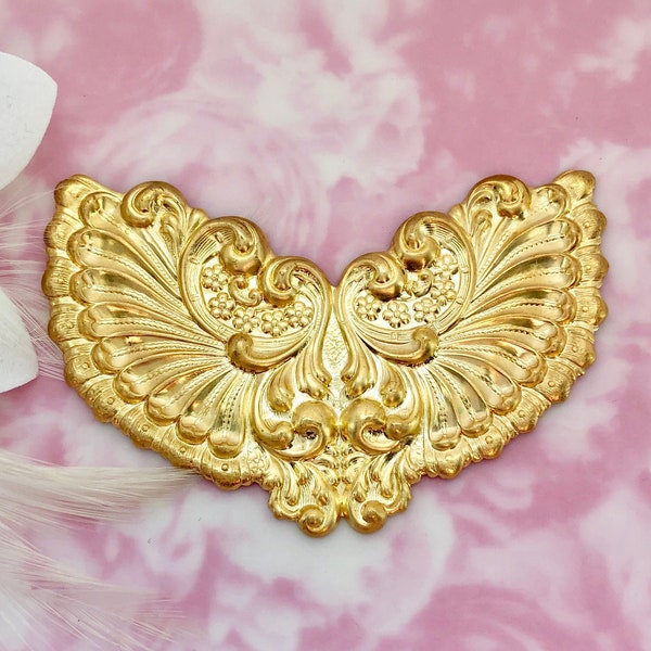BRASS Plaque Victorian Winged Shell Cartouche Stamping ~ Jewelry Ornament Findings ~ Brass Stampings (C-802)