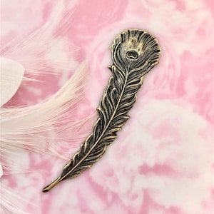 ANTIQUE BRASS Peacock Feather Stamping ~ Jewelry Ornament Findings ~ Brass Stamping (C-607)