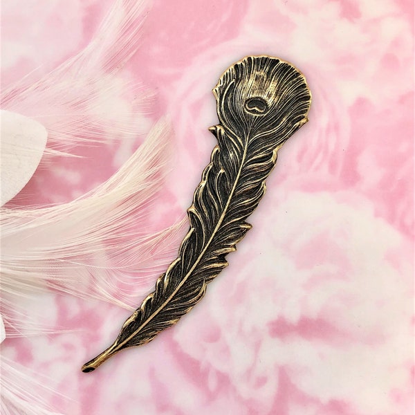 ANTIQUE BRASS Peacock Feather Stamping ~ Jewelry Ornament Findings ~ Brass Stamping (C-607)