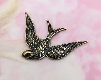 ANTIQUE BRASS Small Descendant Bird Stamping ~ Victorian Jewelry Findings (E-892)