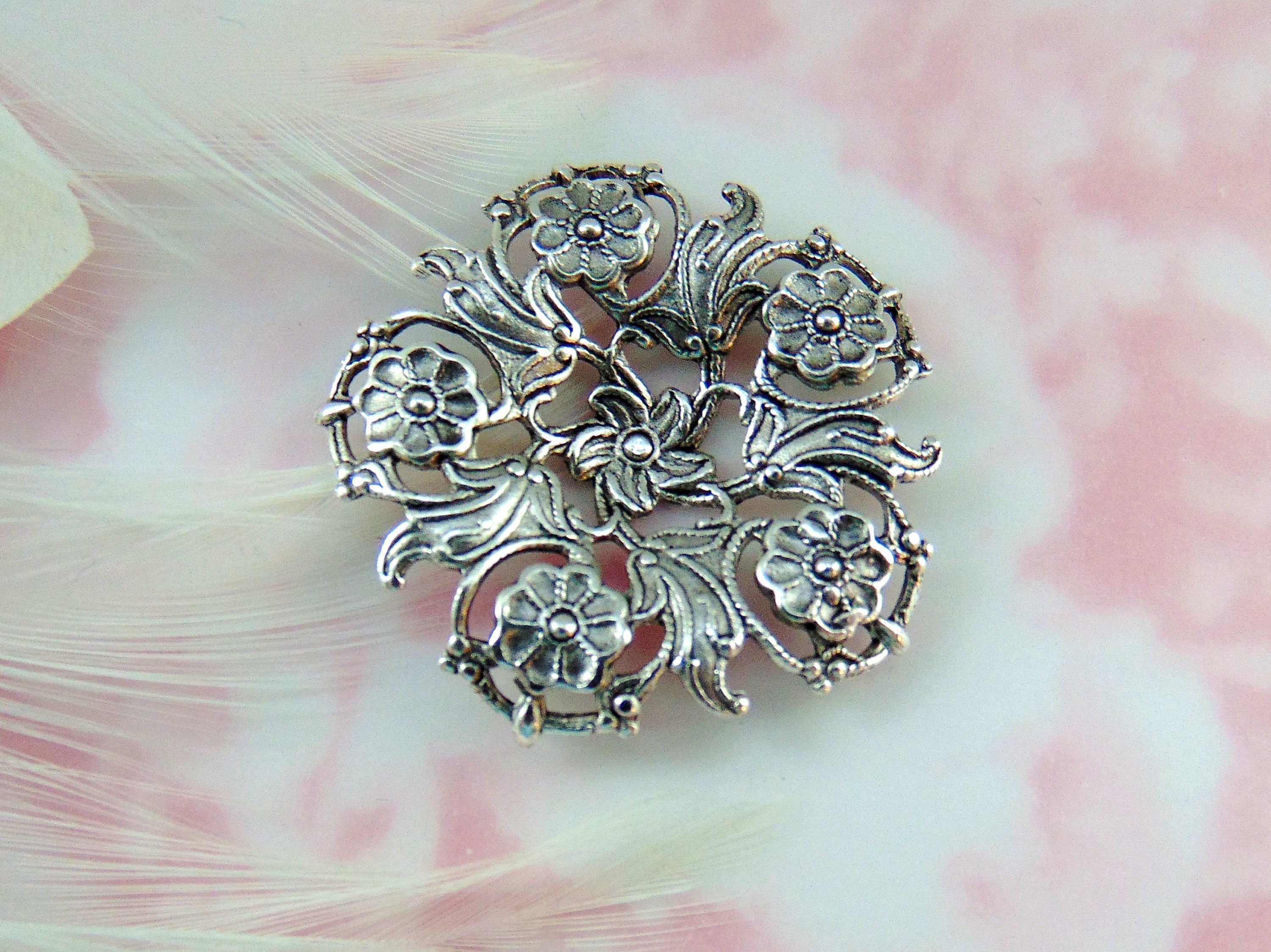 FC-23 BRASS Large Flower Stamping ~ Jewelry Ornament Floral Finding
