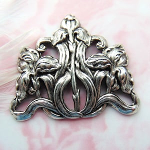 ANTIQUE SILVER Flower ~ Art Nouveau Iris Flower Stamping ~ Jewelry Findings (FB-6045)