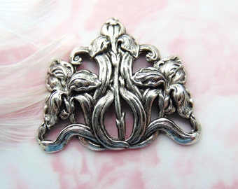 ANTIQUE SILVER Flower ~ Art Nouveau Iris Flower Stamping ~ Jewelry Findings (FB-6045)