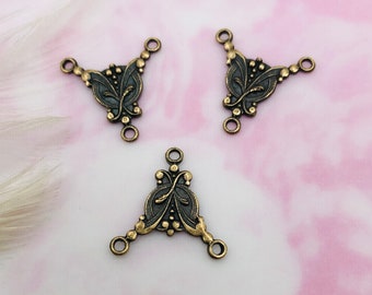 ANTIQUE BRASS (3 Pieces) 3 Ring Filigree Delicate Link Connector Stamping ~ Jewelry Necklace Findings (CB-3076)