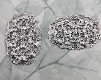 ANTIQUE SILVER (2 Pieces) Small Oval Floral Filigree Ornament Plaque Brass Stampings - Jewelry Findings (CB-3046)