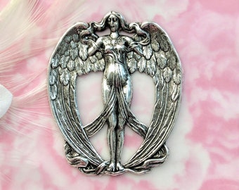 Broche chérubin victorienne en rgent - En vente sur 1stDibs