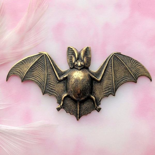 ANTIQUED BRASS Gothic Motif Large Bat Stamping ~ Jewelry Ornament Oxidized Brass Findings (FA-6014)