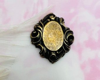 ANTIKE MESSING Kleiner Cameo-Cabochon 13mm x 8mm Rahmen-Fassung-Stempel ~ Schmuck finden ~ Messing-Stanzteile (L-109)