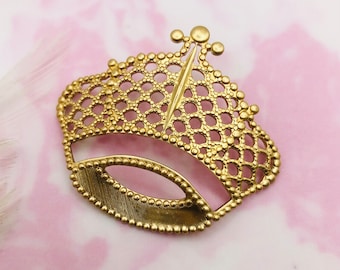 BRASS Filigree Crown Stampings ~ Jewelry Ornament Oxidized Brass Findings ~ Brass Stamping (E-141)