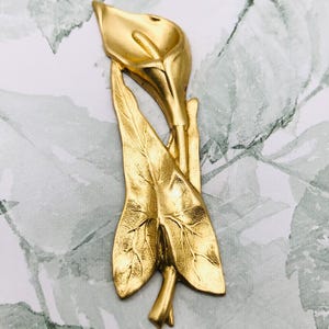 ANTIQUE BRASS Calla Lily Flower and Leaf Spray Stampings - Jewelry Findings (FA-6101)
