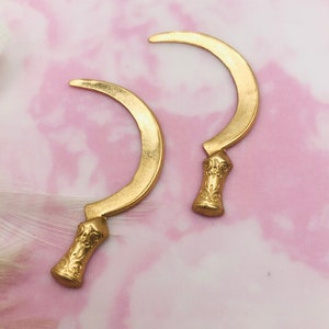 BRASS Gothic Scythe Stamping (2 Pieces) ~ Sickle Jewelry Brass Findings ~ Brass Stampings (FB-6058)