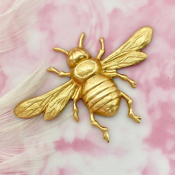 Bee BRASS Large French Honeybee Stamping - Jewelry Brass Findings (FA-6023)