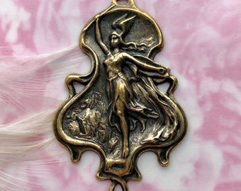 ANTIQUED BRASS Nike Warrior Connector Goddess Stamping ~ Jewelry Ornamental Oxidized Findings ~ Woman Stamping ~ Brass Stamping (D-904)