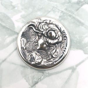 ANTIQUE SILVER Art Nouveau Floral Lady Stamping - Medallion Jewelry Findings (L-123)
