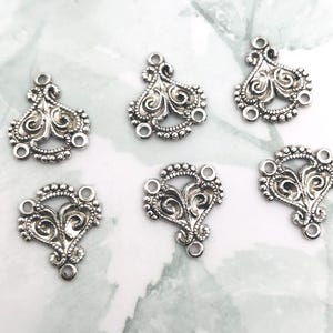 ANTIQUE SILVER (6 Pieces) 3 Ring Connector Delicate Link Y Connector Filigree Stamping ~ Jewelry Ornament Findings (CB-3074)