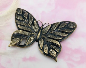 ANTIQUE BRASS Butterfly Cut Out Stamping ~ Jewelry Brass Findings ~ Brass Stamping (DD-019)