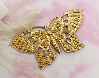 BRASS Filigree Butterfly Stamping ~ Jewelry Brass Findings ~ Brass Stamping (FA-6036)
