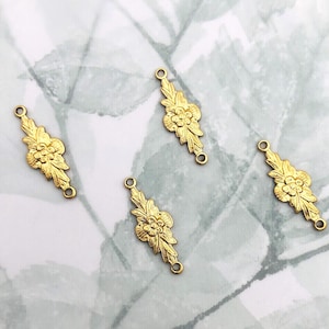 BRASS (4 Pieces) Art Deco Flower Connector Stamping ~ Jewelry Finding ~ Brass Stamping (BB-042)