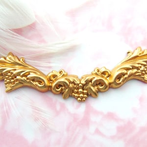BRASS Renaissance Bar Acanthus Leaf Stamping - Jewelry Findings (FA-6041)