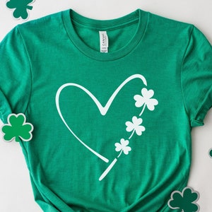 Shamrock Heart St Patricks Day T-Shirt: Irish Clover Tee