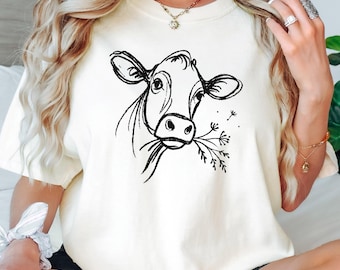 Minimalist Cow Shirt, Cow Line Art Tee, Boho Farm Animal Shirt, Cow Lover Gift, Comfort Colors Unisex Tee