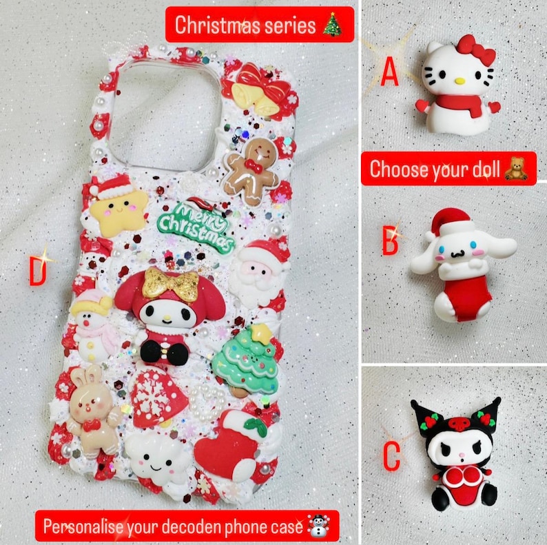 K&ouml;nnte beinhalten: Eine wei&szlig;e iPhone-H&uuml;lle, verziert mit weihnachtlichen Verzierungen, darunter ein Lebkuchenmann, ein Schneemann, ein Weihnachtsbaum und ein Weihnachtsmann. Die H&uuml;lle hat au&szlig;erdem ein rot-wei&szlig; gestreiftes Muster und ein "Frohe Weihnachten"-Banner. Die H&uuml;lle ist mit drei verschiedenen Puppenanh&auml;ngern personalisierbar: einer Hello Kitty-Puppe, einer My Melody-Puppe und einer Kuromi-Puppe.