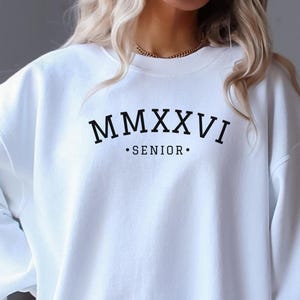 Class of 2026 Sweatshirt Unisex Senior 2026 Sweatshirt Roman Numerals Aesthetic Sweatshirt Graduation Gift Class of 2026 Crewneck