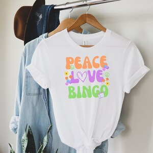 Linda camiseta de bingo Peace Love Bingo Shirt Retro Bingo Shirt Bingo Caller Game Prize Bingo Supplies Bingo Gifts