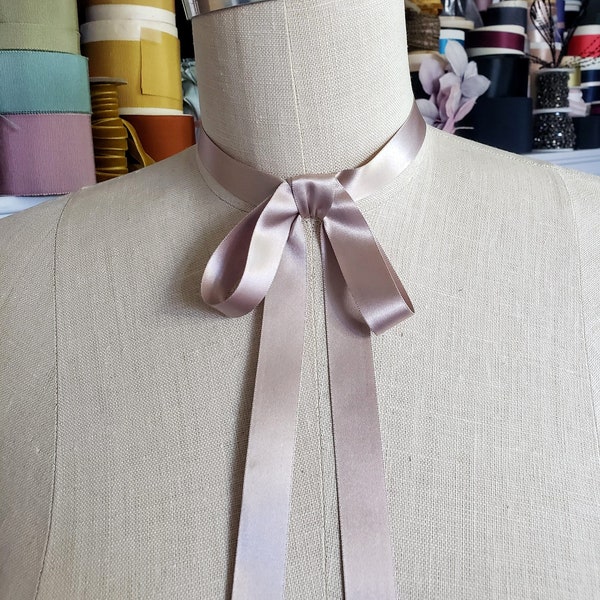 Champagne Taupe Vintage Satin Ribbon Choker, bow choker, ribbon necklace,  Belle Epoch, jabot, with adjustable clasp