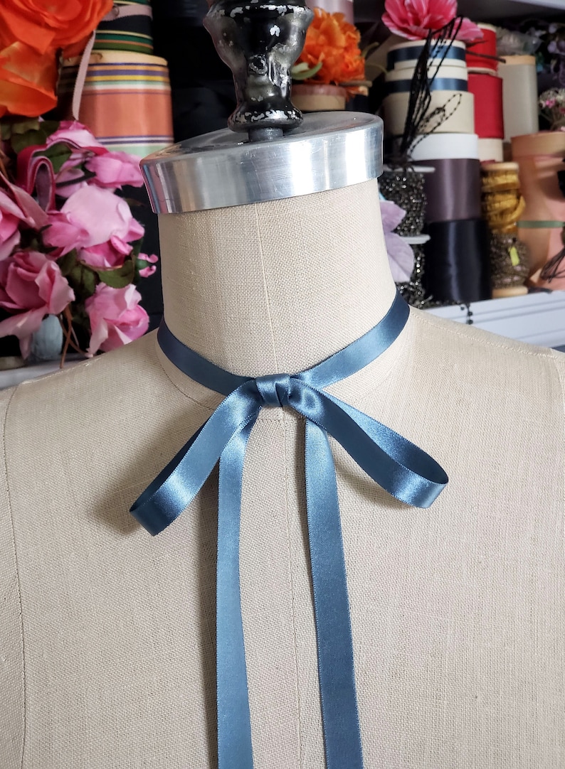 Blue Vintage Satin Ribbon Choker, bow choker, ribbon necklace, Belle Epoch, jabot, with clasp image 4