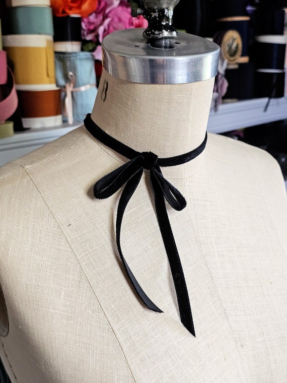 Black Vintage Velvet Ribbon Choker, Ribbon Necklace, Vintage