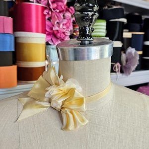 Pastel Yellow Vintage Ribbon Bow Choker, Flower ribbon choker,  jabot, bow tie, women&#39;s accessories, handmade