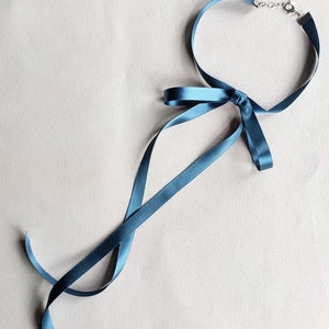 Blue Vintage Satin Ribbon Choker, bow choker, ribbon necklace, Belle Epoch, jabot, with clasp 画像 6