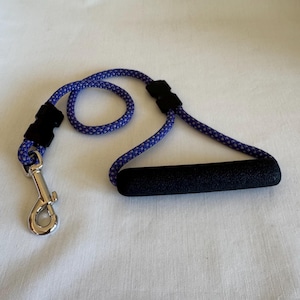 Correa para perros de cuerda morada con asa, cuerda morada de 7 mm, cualquier longitud, hecha a medida, para perros medianos y grandes