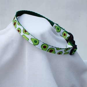 Avocado Cat Collar, Safety Breakaway Buckle, 3/8 Inch Wide, Adjustable 7 To 11 Inches