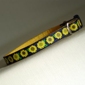 Sunflower Cat Collar: Breakaway Floral Collar, Adjustable 7-11 Inches