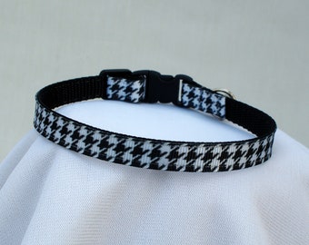 Houndstooth Cat Collar, Safety Breakaway Buckle, 3/8 Inch Wide, Adjustable, Handmade USA