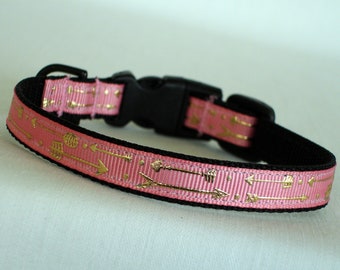 Dusty Coral & Gold Arrows Small Dog Collar, 1/2 Inch Wide, Adjustable 7 To 11 Inches, Narrow Little Dog Collar, Gold Arrows Dog Collar