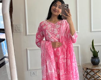 Handblock pink Kurt Set with dupatta/ Indian Salwar Kameez/Indian Cotton suit set for women/Pure cotton set of 3, Pakistani suit for Eid