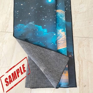 Pode incluir: Um conjunto de tr&ecirc;s canecas de cer&acirc;mica com acabamento manchado e fosco. As canecas s&atilde;o em tons de creme, castanho claro e castanho escuro. Cada caneca tem um design simples e minimalista.