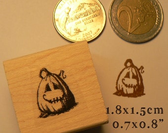 P24 miniature pumpkin rubber stamp WM 0.6x0.7