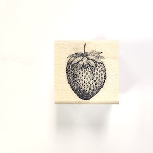 P24 Detailed Strawberry miniature rubber stamp
