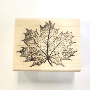 P80 Leaf rubber stamp