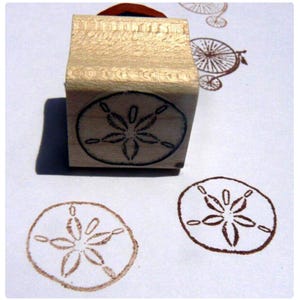 P24 Sand dollar rubber stamp WM miniature